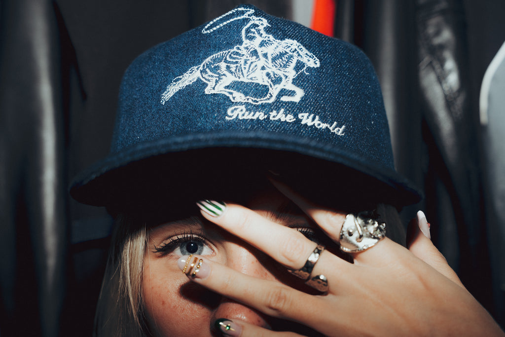 RUNTHEWORLD COWBOY CAP